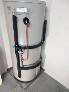 electric hot water system - photo 1